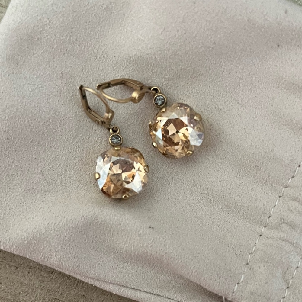 Glass hanging earrings